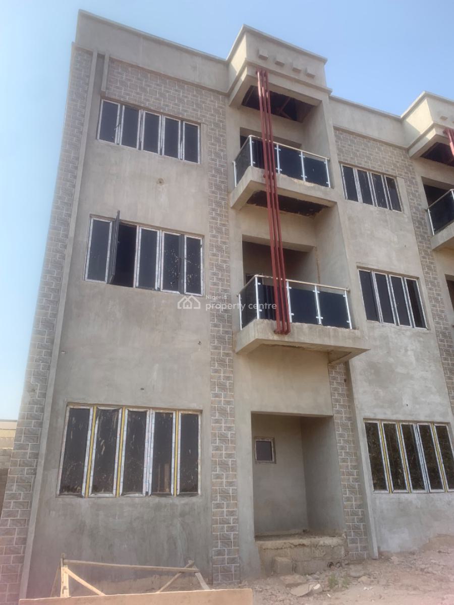 Distress of 4 Bedroom Terrace Duplexes, Street Behind Aduvie School, By Tipper Garage, Jahi, Abuja, Terraced Duplex for Sale