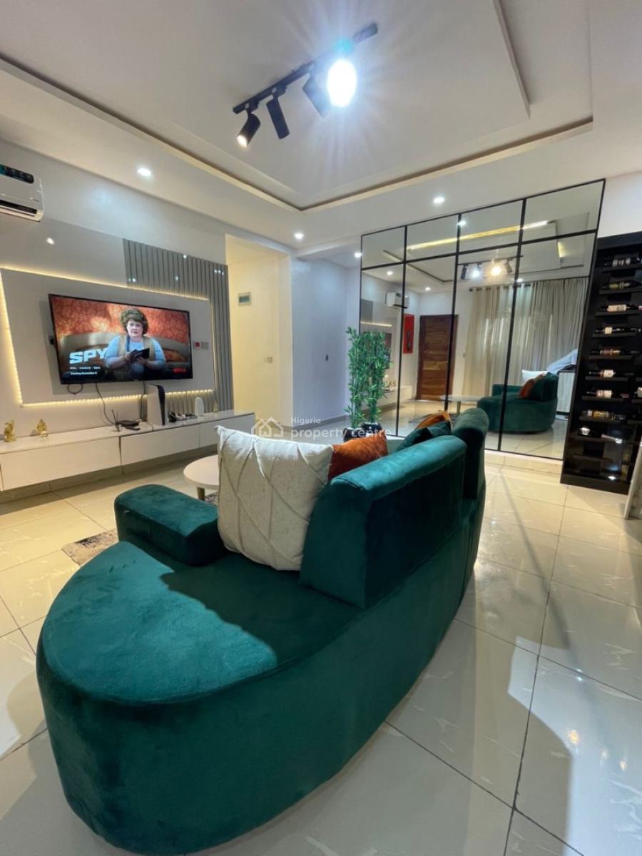 Highrise 1 Bedroom with Ps5 and Swimming Pool, Ikate, Lekki, Lagos, Mini Flat (room and Parlour) Short Let