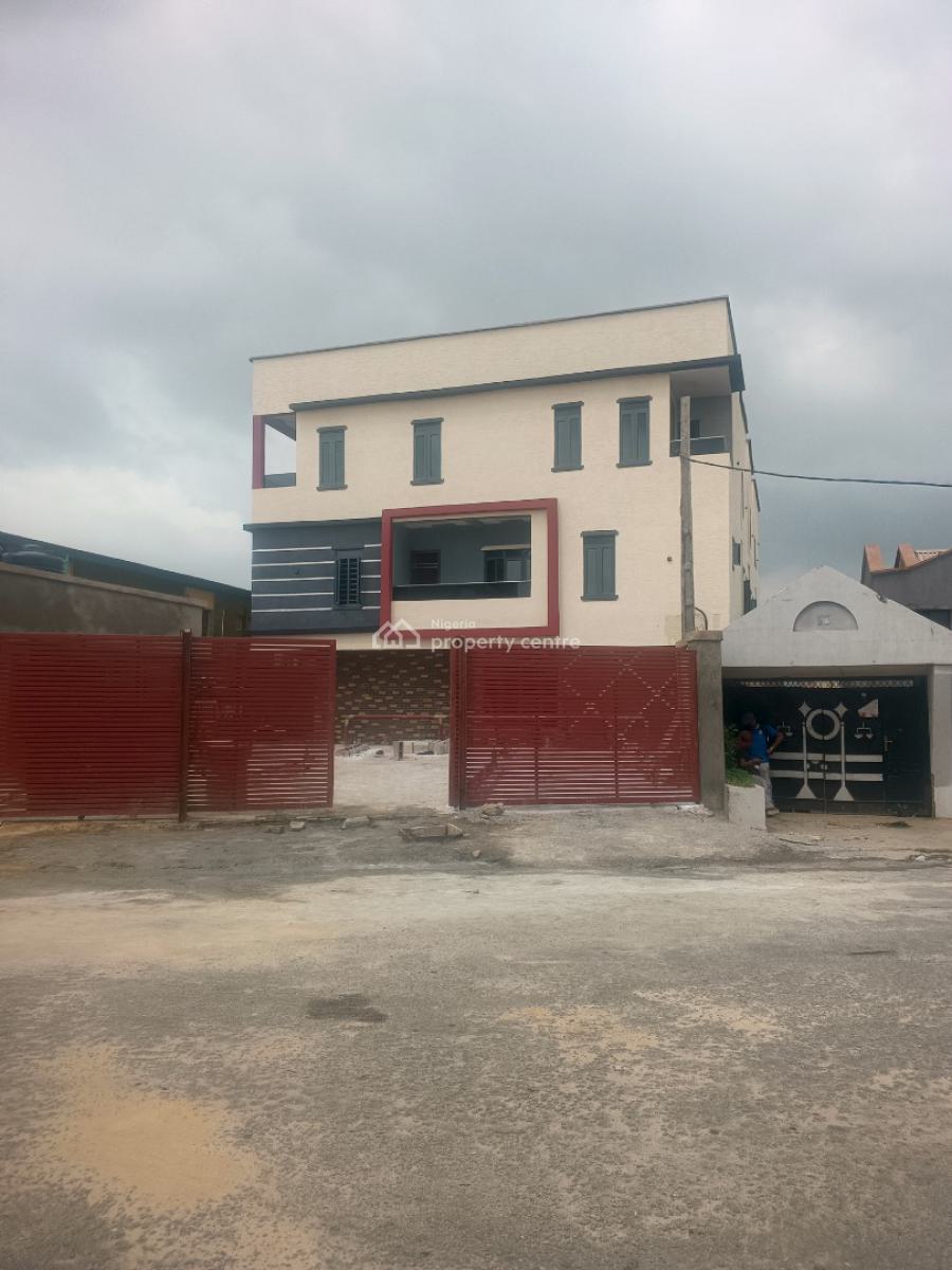 Newly Spacious 4 Bedroms Terraced Duplex + Bq + 2 Box Room, Mende, Maryland, Lagos, Terraced Duplex for Sale