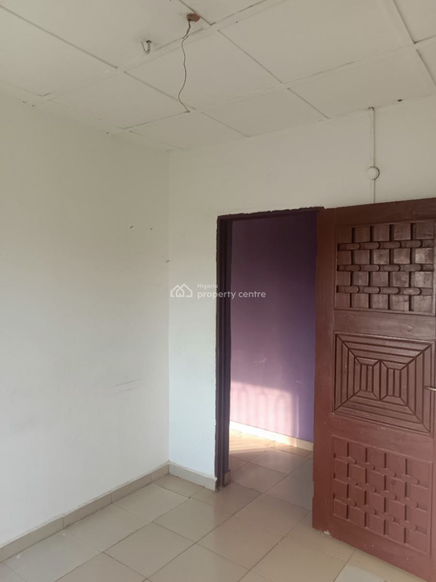 Standard Mini Flat Upstairs Inside an Estate, Waec Ebute Igbogbo Road, Ebute, Ikorodu, Lagos, Mini Flat (room and Parlour) for Rent