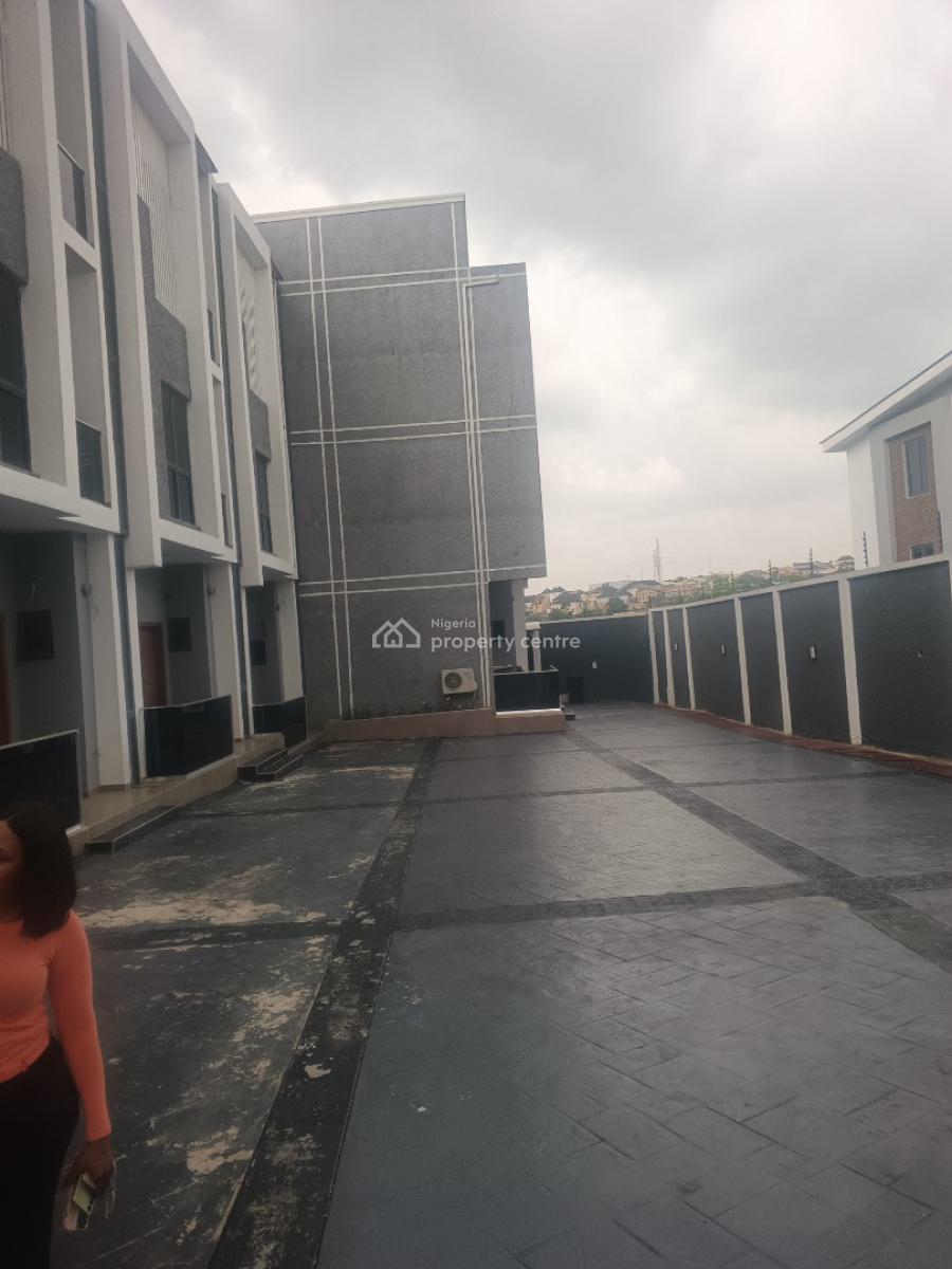Newly 4 Bedrom Terrace Duplex + Bq + Amenities, Gra Phase 2, Magodo, Lagos, Terraced Duplex for Rent