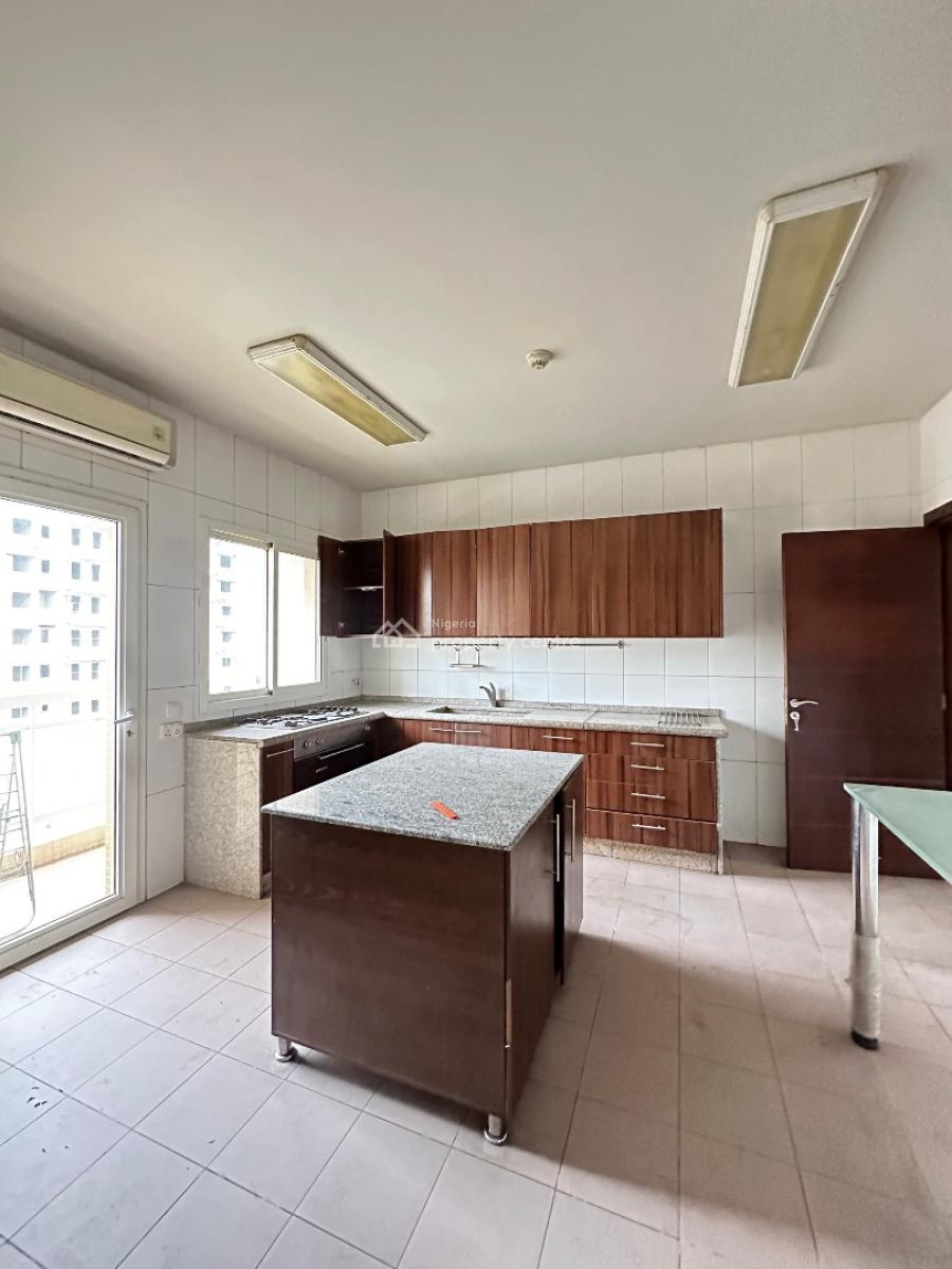 3 Bedroom Apartment with Swimming Pool, Gym and Bq, Ikoyi, Lagos, Flat / Apartment for Sale