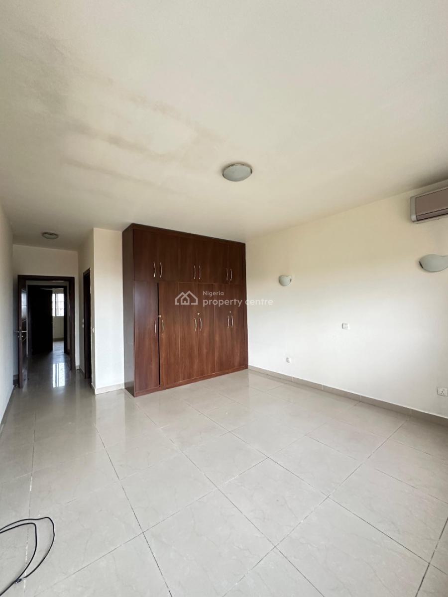 3 Bedroom Apartment with Swimming Pool, Gym and Bq, Ikoyi, Lagos, Flat / Apartment for Sale