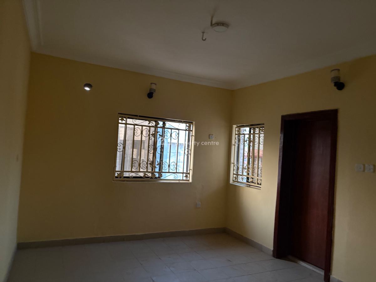 Very Neat 3 Bedroom Flat with Bq for Office Use Service with Ac, Wuse 2, Wuse 2, Abuja, Office Space for Rent