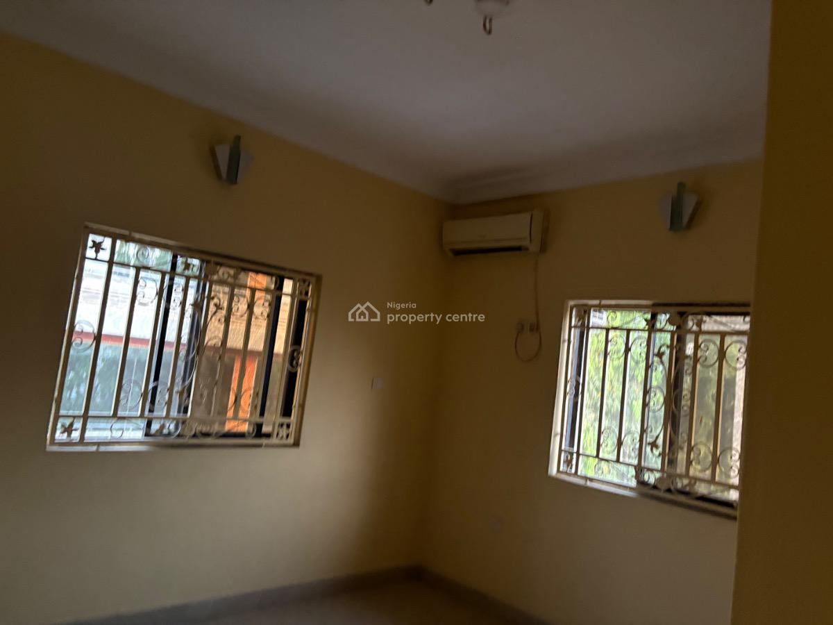 Very Neat 3 Bedroom Flat with Bq for Office Use Service with Ac, Wuse 2, Wuse 2, Abuja, Office Space for Rent