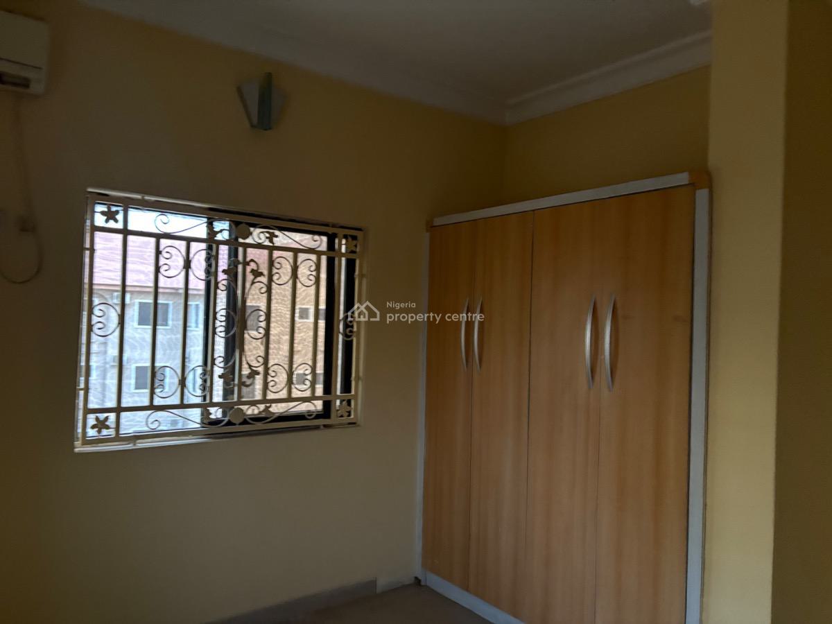 Very Neat 3 Bedroom Flat with Bq for Office Use Service with Ac, Wuse 2, Wuse 2, Abuja, Office Space for Rent
