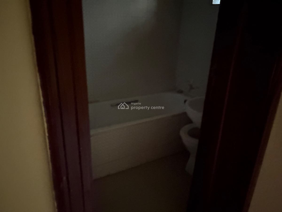 Very Neat 3 Bedroom Flat with Bq for Office Use Service with Ac, Wuse 2, Wuse 2, Abuja, Office Space for Rent