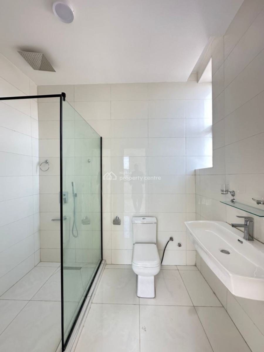 Newly Built 2 Bedroom Apartment with Swimming Pool and Gym, Oniru, Victoria Island (vi), Lagos, Block of Flats for Sale