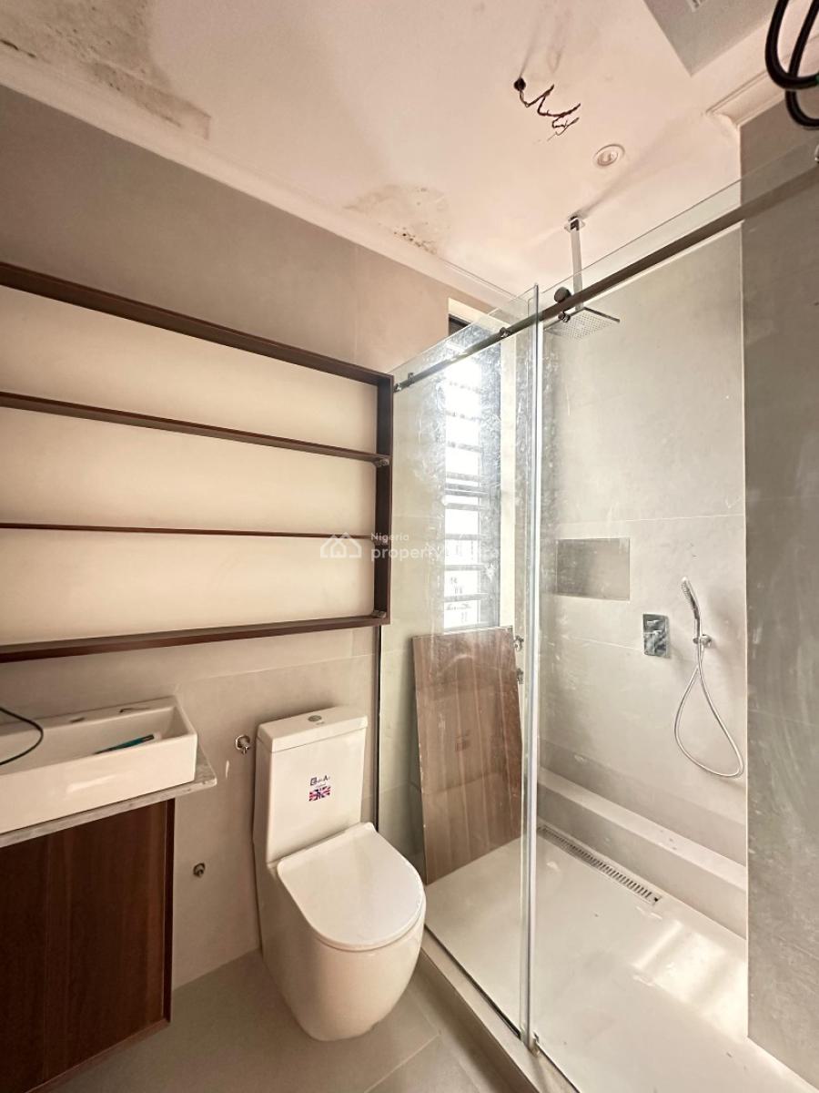 Well Built 3 Bedroom Apartment with Swimming Pool, Gym and Elevator, Lekki Phase 1, Lekki, Lagos, Block of Flats for Sale