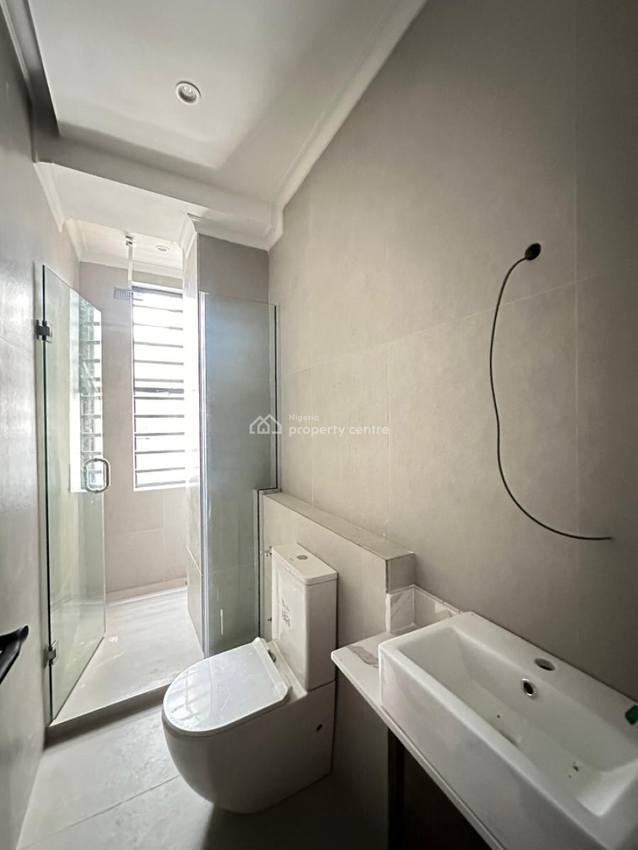 Well Built 3 Bedroom Apartment with Swimming Pool, Gym and Elevator, Lekki Phase 1, Lekki, Lagos, Block of Flats for Sale