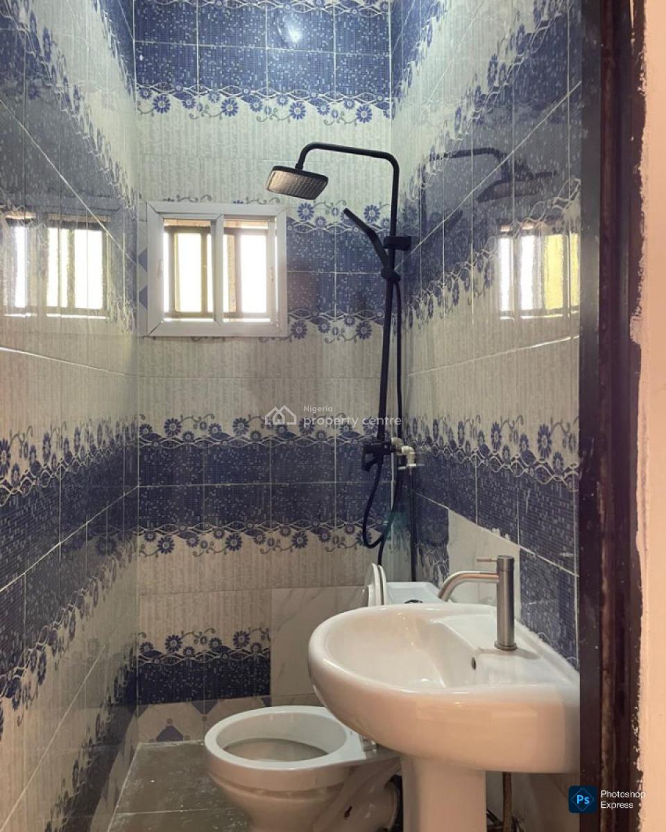 Fully Serviced Cool Secured Apartment Comes with Separate Meter, Chevron Drive, Lekki, Lagos, Flat / Apartment for Rent