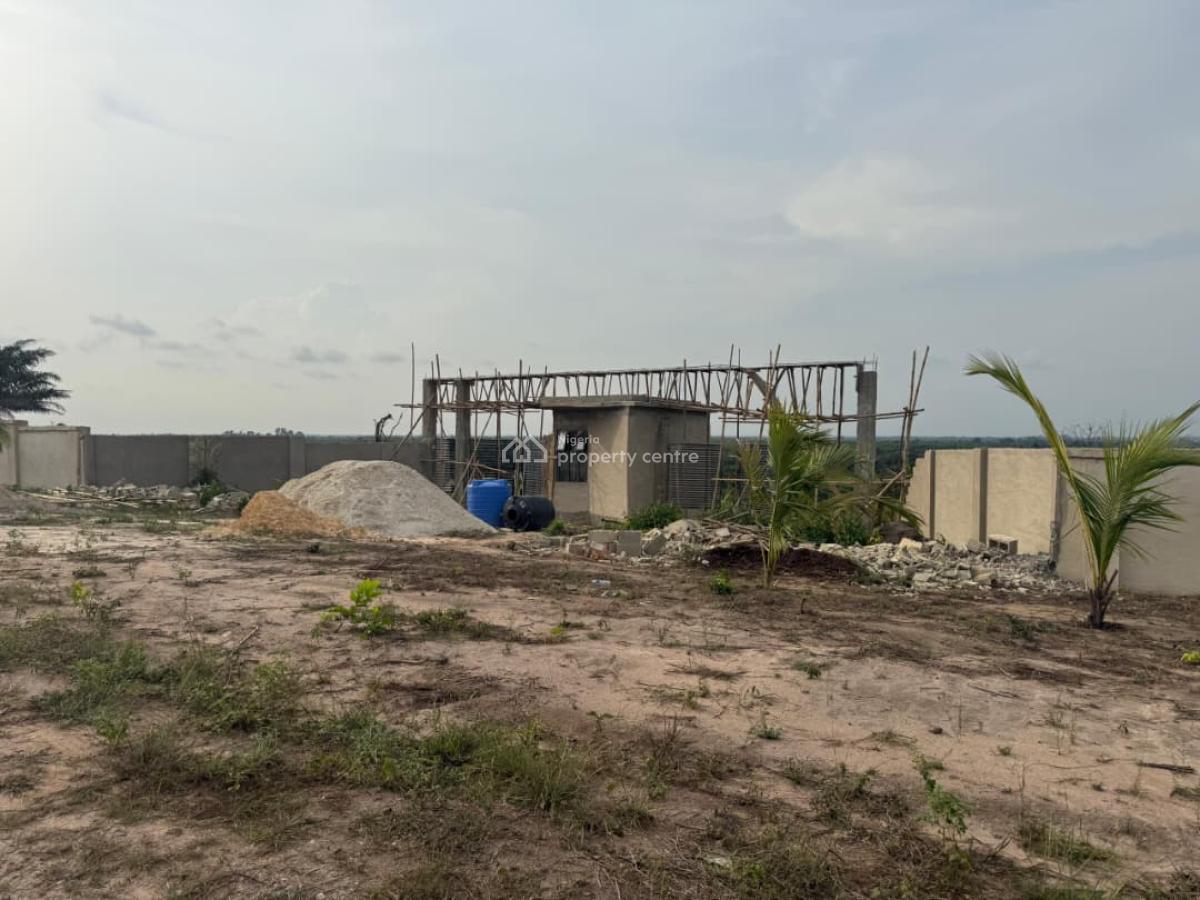 Buy and Build Land  30k per Sqm on Ogun State, Ikise, Omu Odogbolu (lagos/ogun Boundary), Km 46, Ogun, Residential Land for Sale