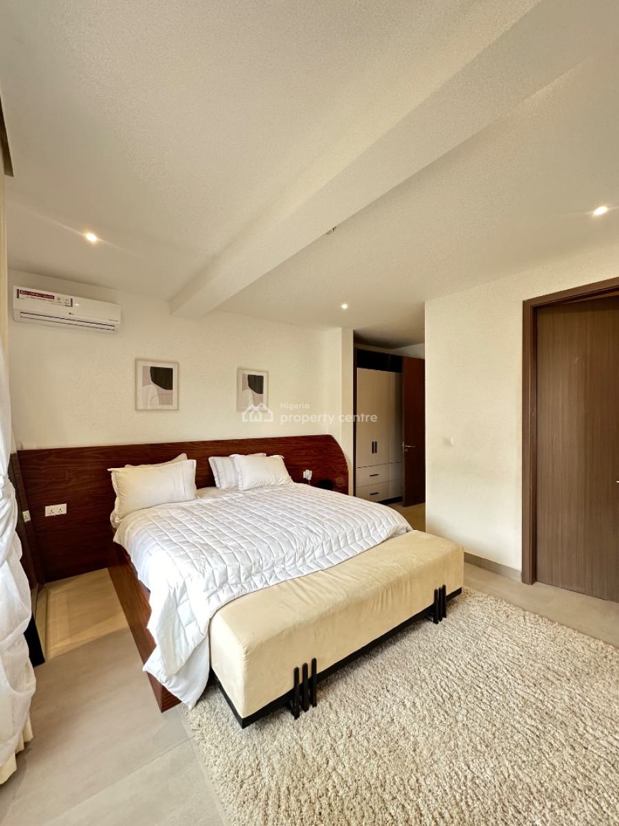 Spacious 2 Bedroom Apartment with Swimming Pool, Gym , Elevator, Lekki Phase 1, Lekki Phase 1, Lekki, Lagos, Block of Flats for Sale