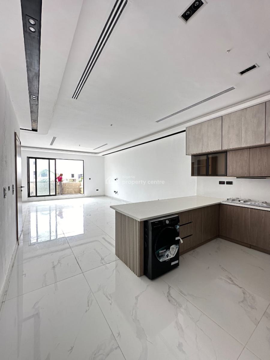 Luxuriously Finished 2 Bedroom Apartment Suitable for Investment, Lekki Phase 1, Lekki Phase 1, Lekki, Lagos, Block of Flats for Sale