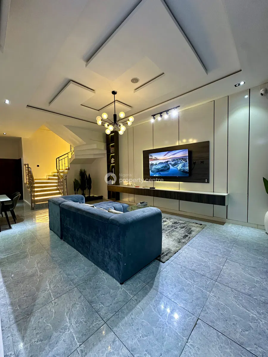 4 Bedroom Luxury Shared Apartment