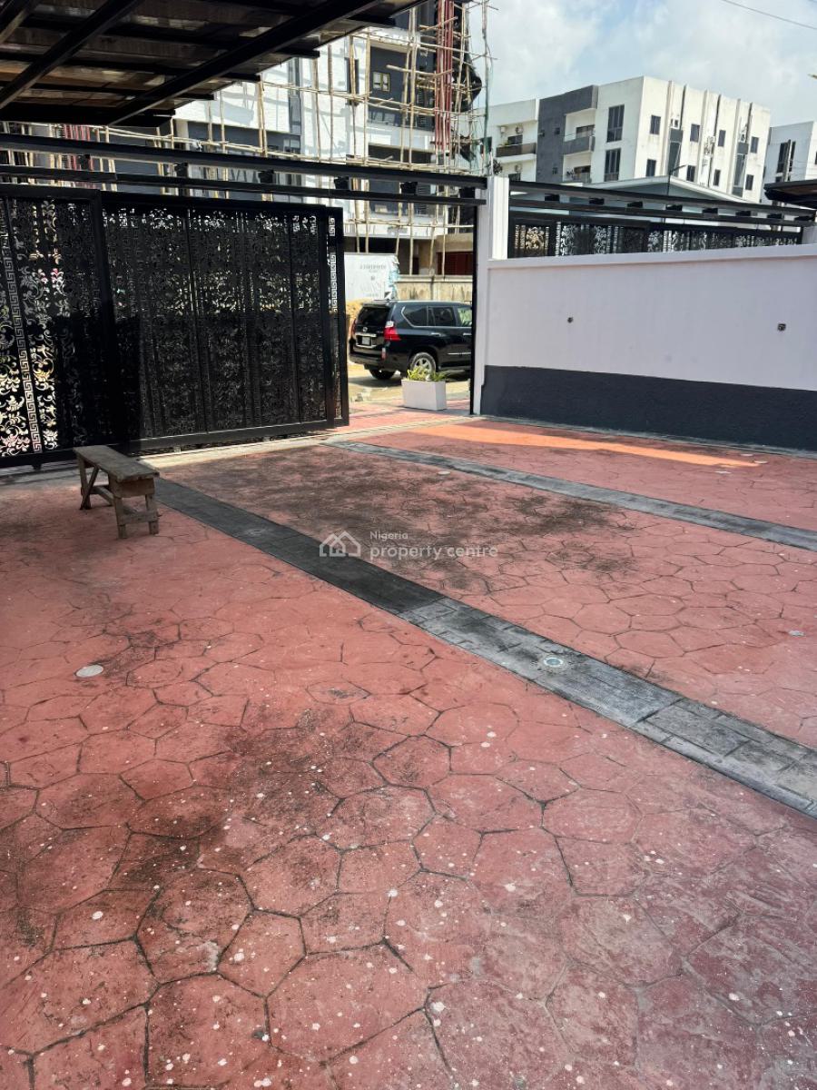 Enormous 5 Bedroom Duplex with a Pool,bq in a Serene Estate, Ikate, Lekki, Lagos, House for Sale