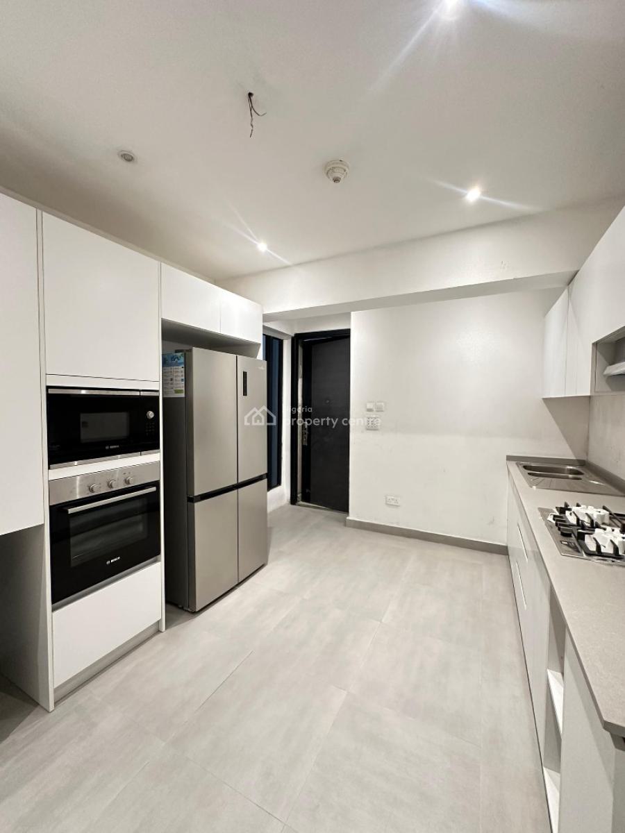 Aesthetically 3 Bedroom Apartment with an Elevator,pool,gym, Lekki Phase 1, Lekki, Lagos, Flat / Apartment for Sale