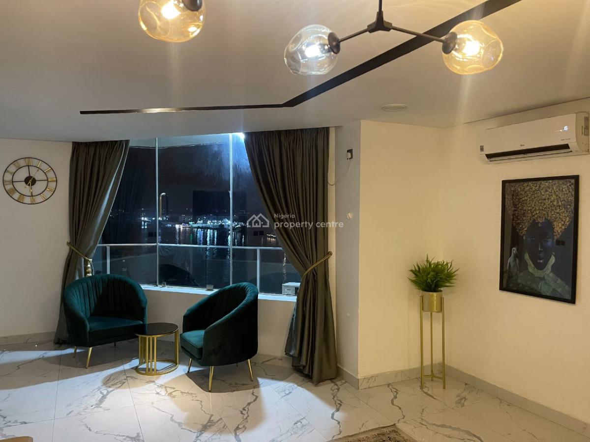 Elegant Waterfront 3-beds Apartment with Pool, Snooker & Gym, Located at Admiralty Way, Lekki Phase 1, Lekki, Lagos, Flat / Apartment Short Let