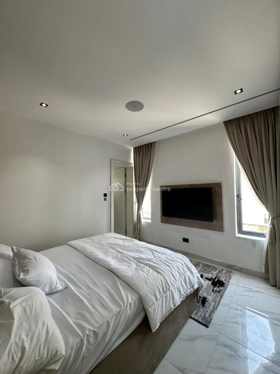 Extremely Luxury 2 Bedroom Apartment with a Swimming Pool, Gym Area, Lekki Phase 1, Lekki, Lagos, Flat / Apartment for Sale