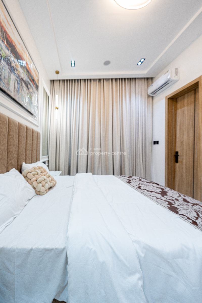 Exquisite Luxury 3 Bedroom Apartment with an Elevator, Pool, Lekki Phase 1, Lekki, Lagos, Flat / Apartment for Sale