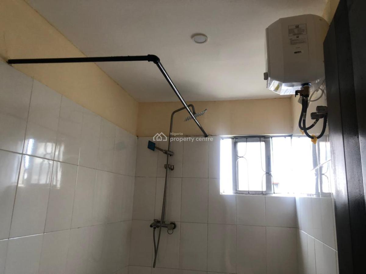 Well Maintained & Spacious 4bedrooms Semi Detached Dupelsx with 2room, in Medina Estate at Gbagada Lagos, Medina, Gbagada, Lagos, Semi-detached Duplex for Rent