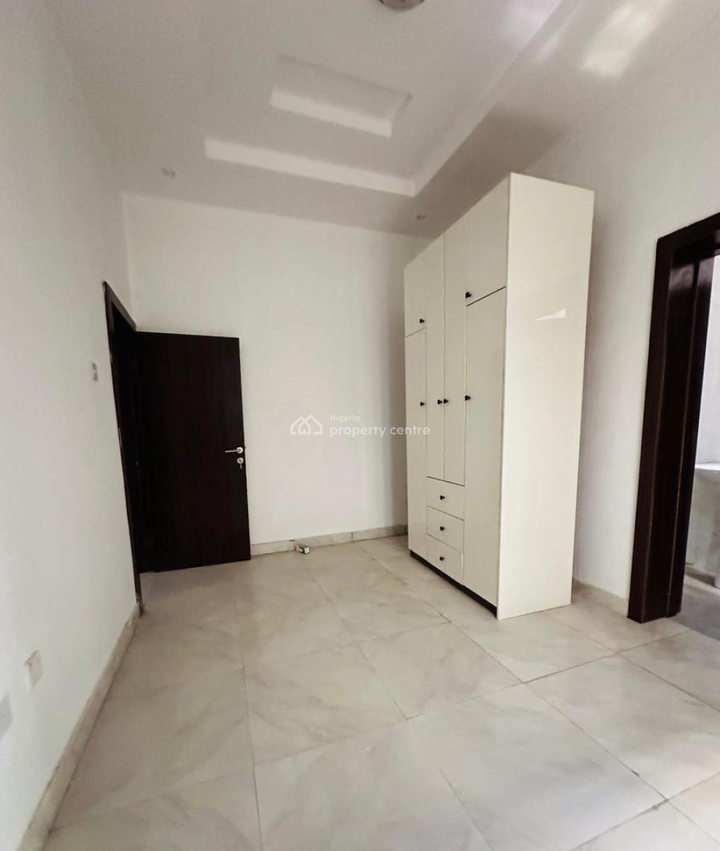 Elegantly Built 5 Bedroom Detached Duplex Plus Bq in an Estate C of O, Gra Phase 2, Magodo, Lagos, Detached Duplex for Sale