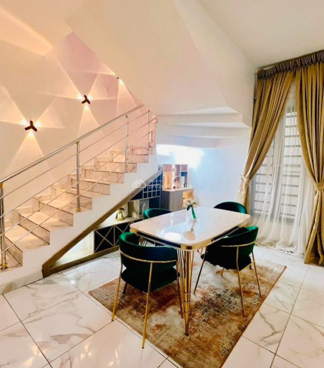 Luxury 5 Bedroom Self Compound, Lekki, Lagos, House Short Let