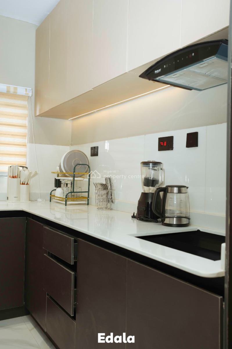 Well Furnished One Bedroom, Off Adekunle Kuye, Surulere, Lagos, House Short Let