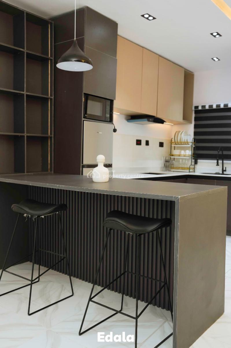 Well Furnished One Bedroom, Off Adekunle Kuye, Surulere, Lagos, House Short Let