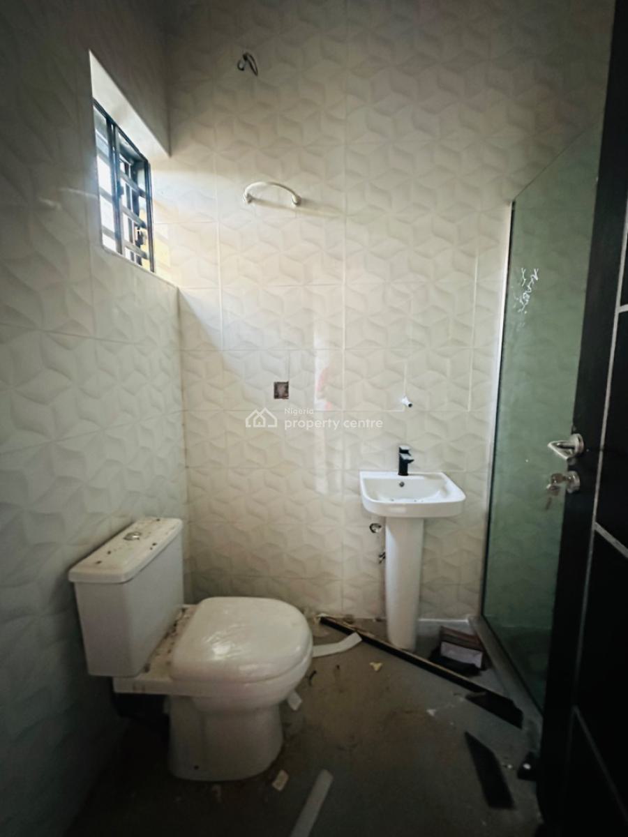 Spaciously Built 4 Bedroom Fully Detached Duplex with Bq, Gra Phase 1, Magodo, Lagos, Detached Duplex for Sale
