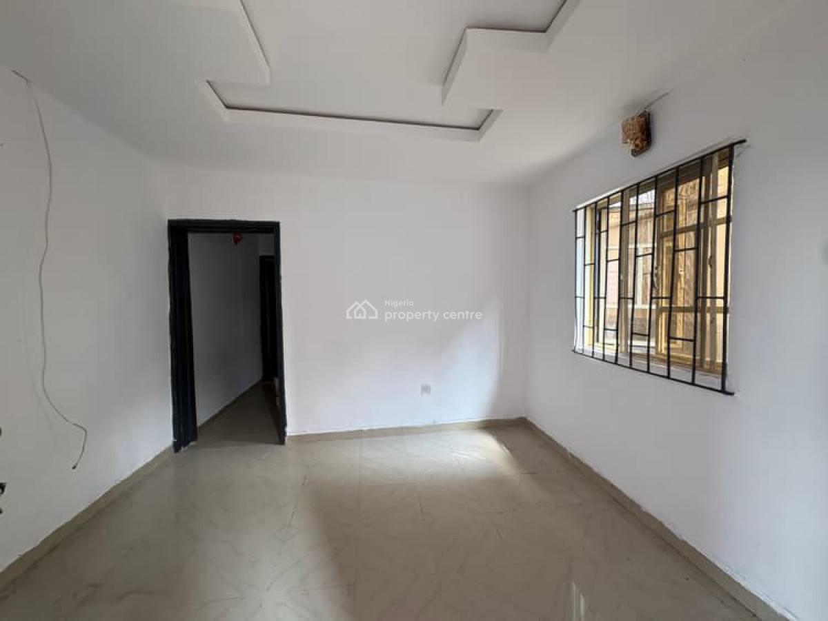 Clean and Decent Mini Flat, United Estate, Sangotedo, Ajah, Lagos, Mini Flat (room and Parlour) for Rent