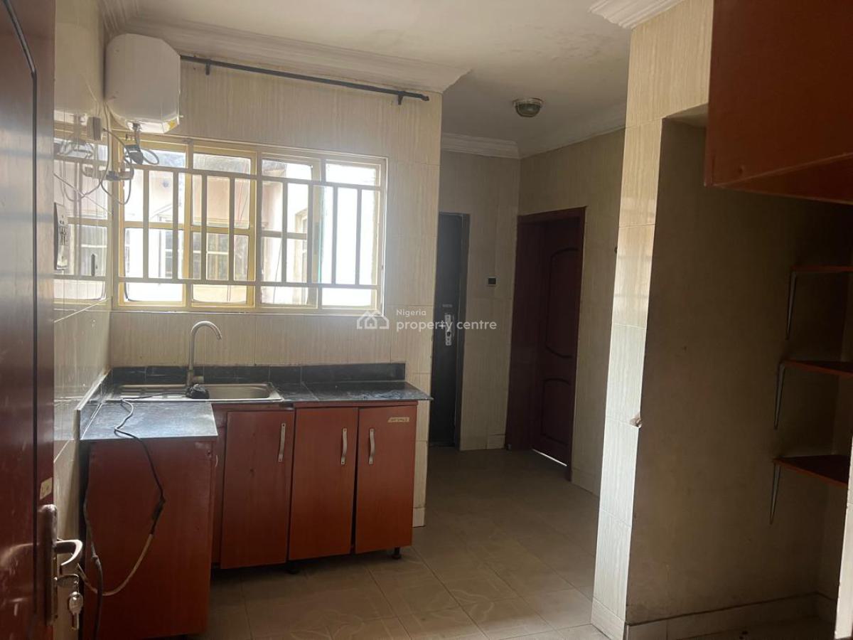 3 Bedroom Flat Apartment, Adeniyi Jones, Ikeja, Lagos, Flat / Apartment for Rent
