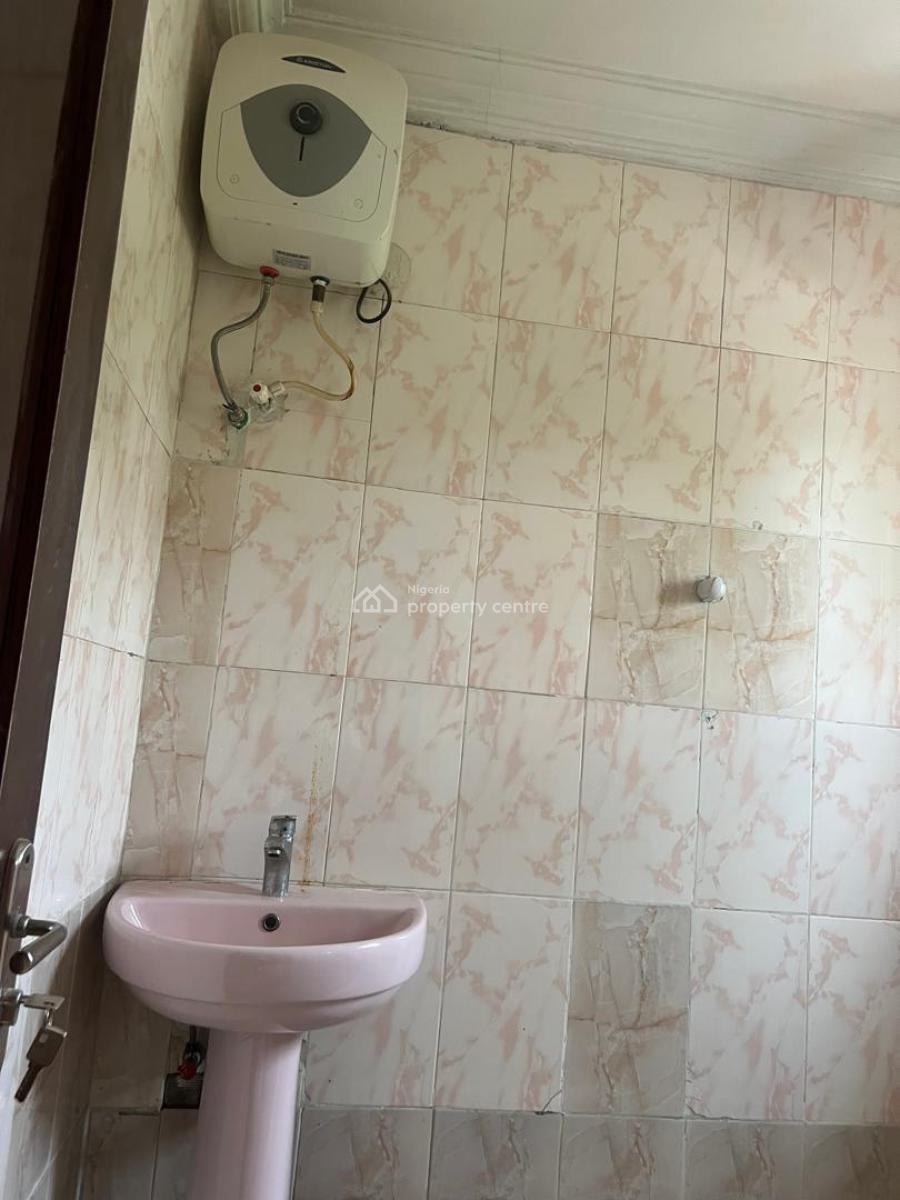 3 Bedroom Flat Apartment, Adeniyi Jones, Ikeja, Lagos, Flat / Apartment for Rent