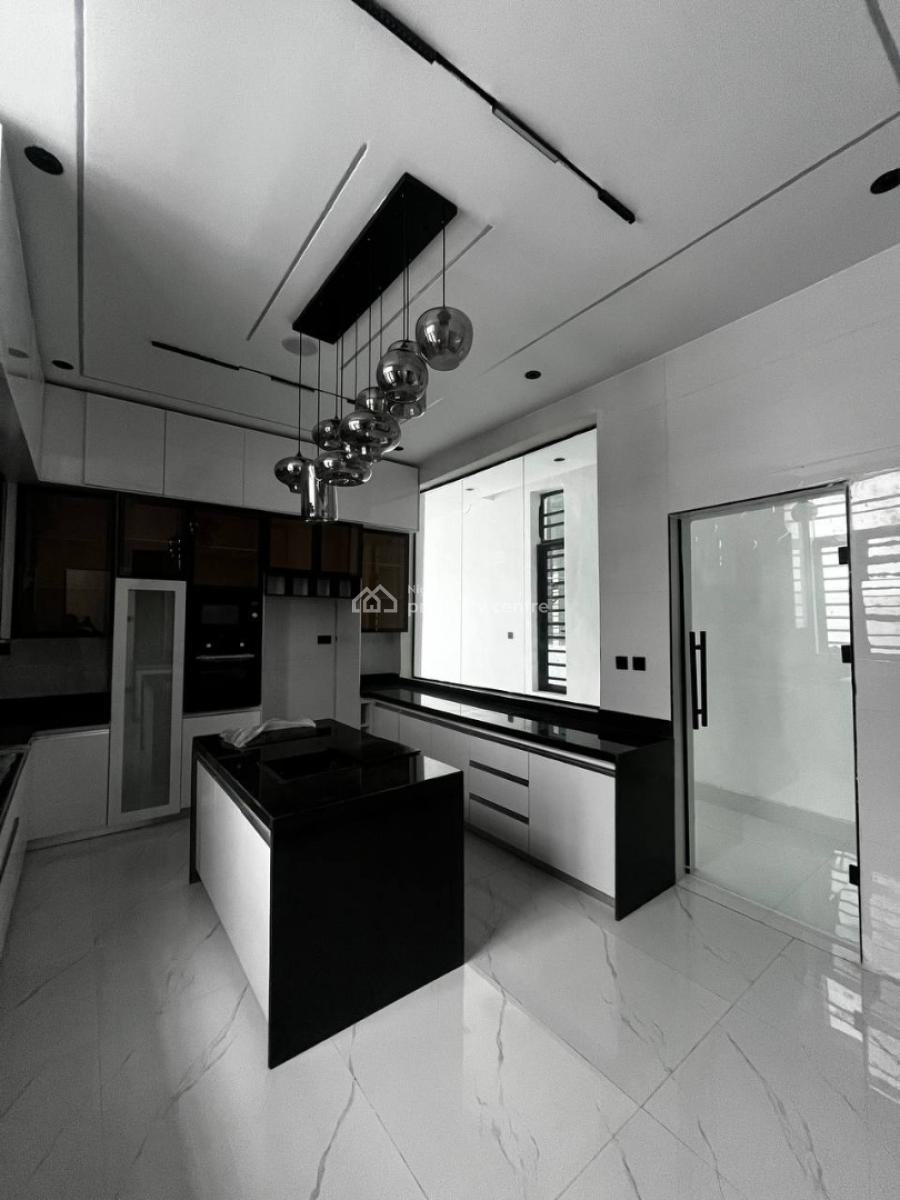 5 Bedroom Detached House with Bq, Second Toll Gate, Lekki Phase 2, Lekki, Lagos, Detached Duplex for Sale