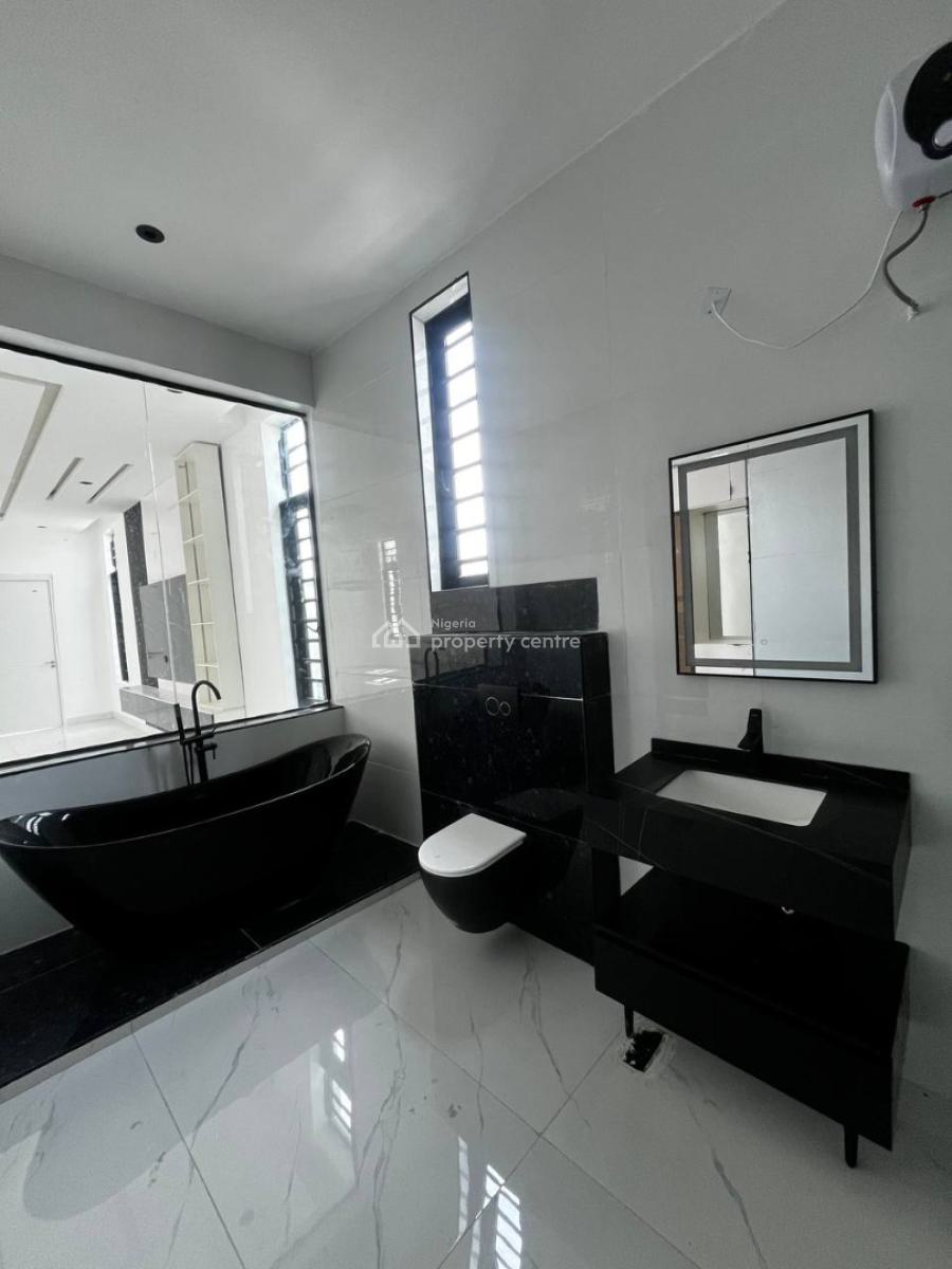 5 Bedroom Detached House with Bq, Second Toll Gate, Lekki Phase 2, Lekki, Lagos, Detached Duplex for Sale