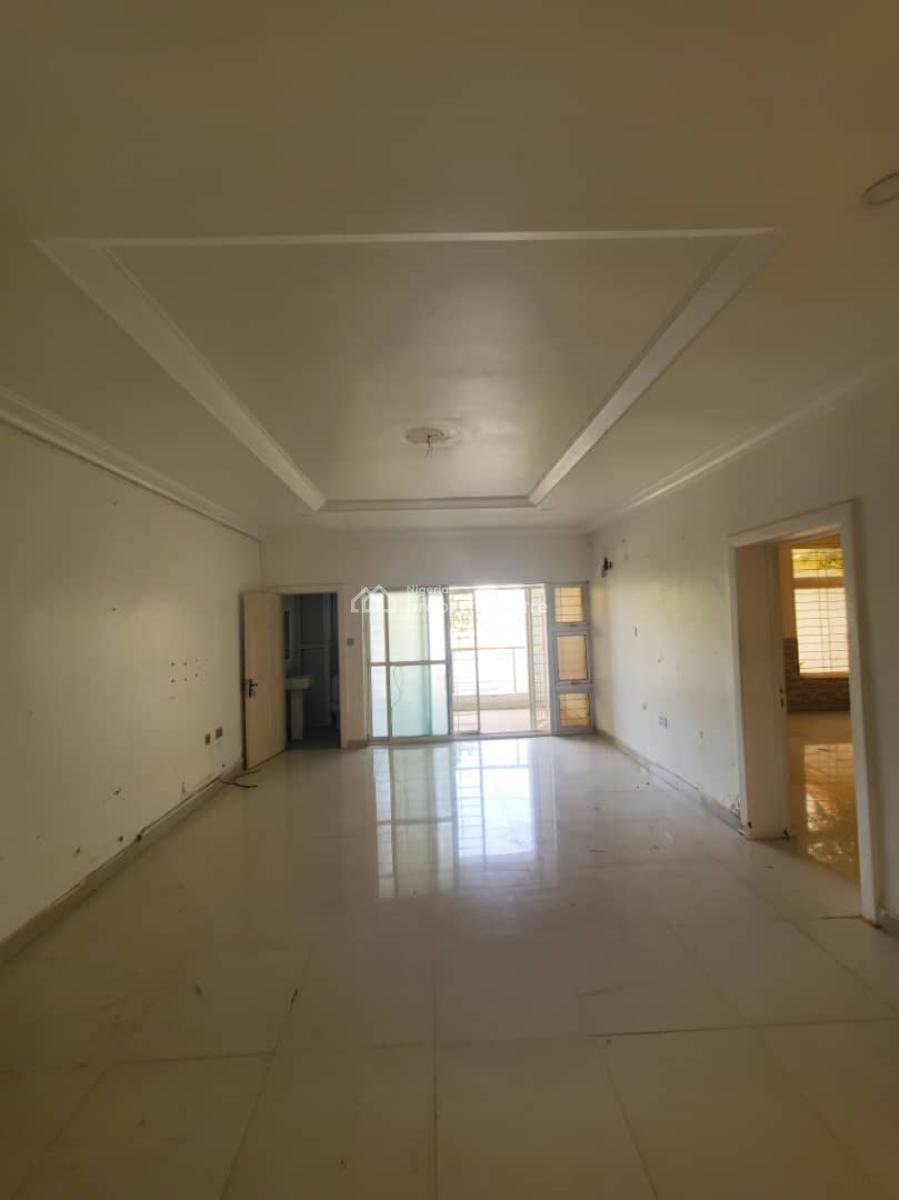 Spacious 2 Bedroom Block of Flat, American International School, Durumi, Abuja, Flat / Apartment for Rent