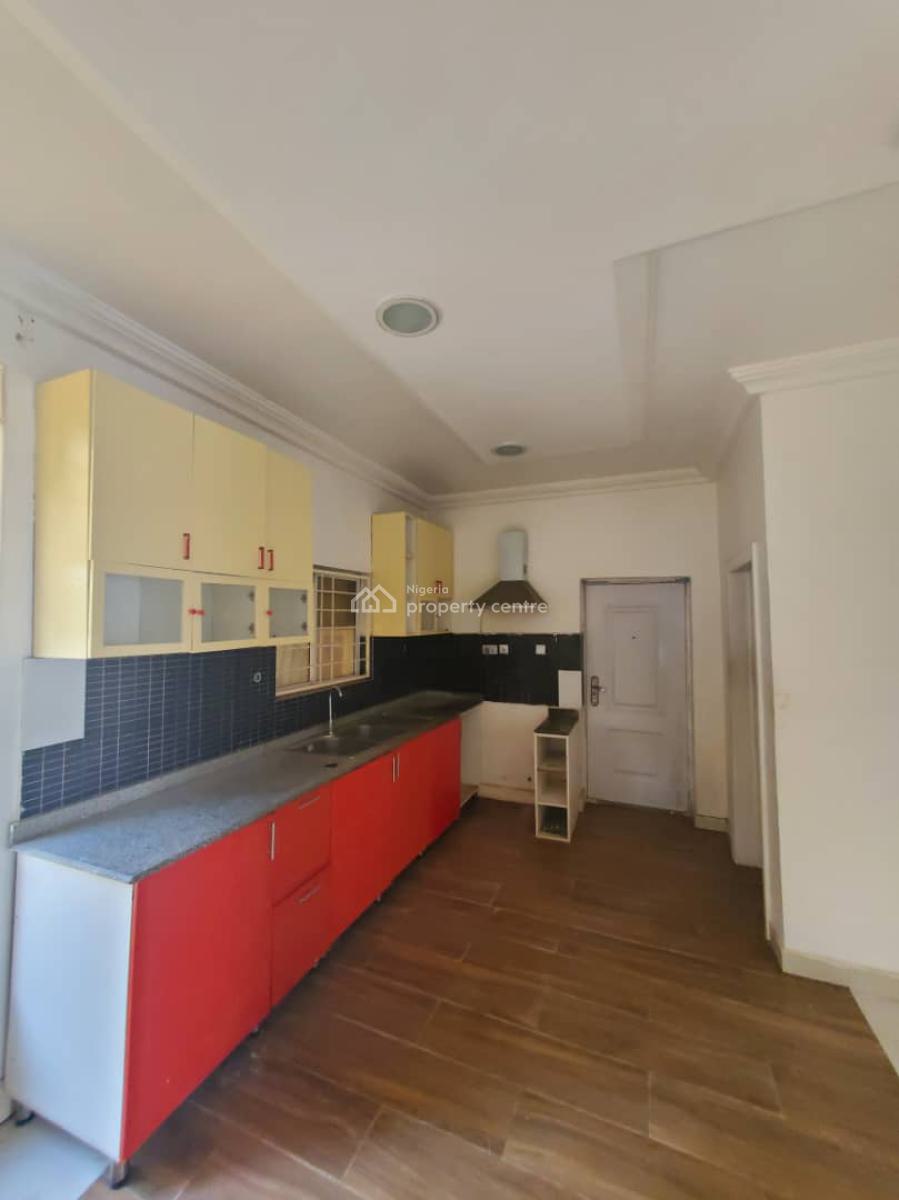 Spacious 2 Bedroom Block of Flat, American International School, Durumi, Abuja, Flat / Apartment for Rent