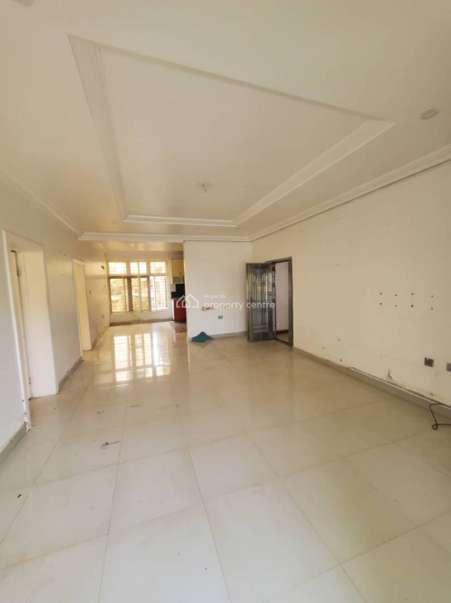 Spacious 2 Bedroom Block of Flat, American International School, Durumi, Abuja, Flat / Apartment for Rent