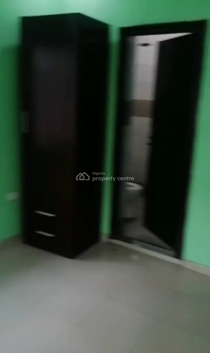 Decent 3 Bedroom Flat Ground Floor, Waterfront Estate, Magodo, Lagos, House for Rent