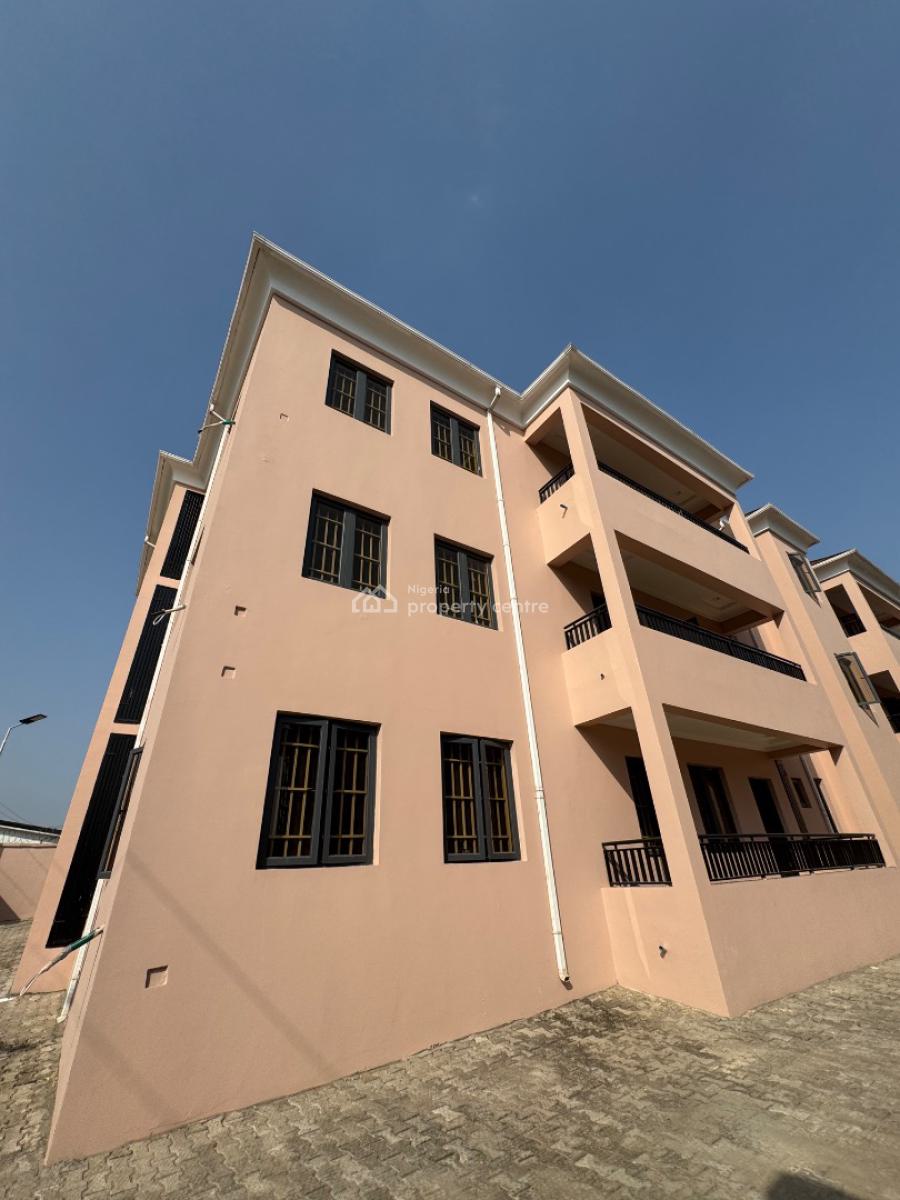 Newly Built and Well Spacious 3 Bedrooms Flats with Bq, Gilmore, Jahi, Abuja, Flat / Apartment for Rent