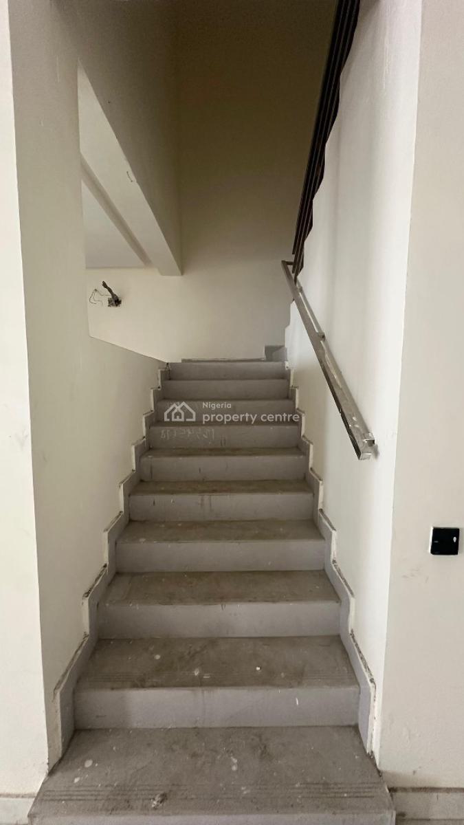 a Classic, Perfectly Built, Terrace 4 Bedroom Duplex in an Estate, Osapa, Lekki, Lagos, Terraced Duplex for Sale