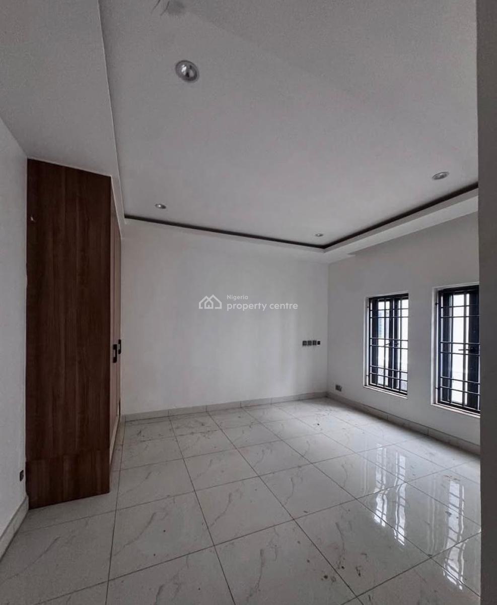 6 Bedroom Semi Detached Duplex with Bq, Durumi, Abuja, Semi-detached Duplex for Sale