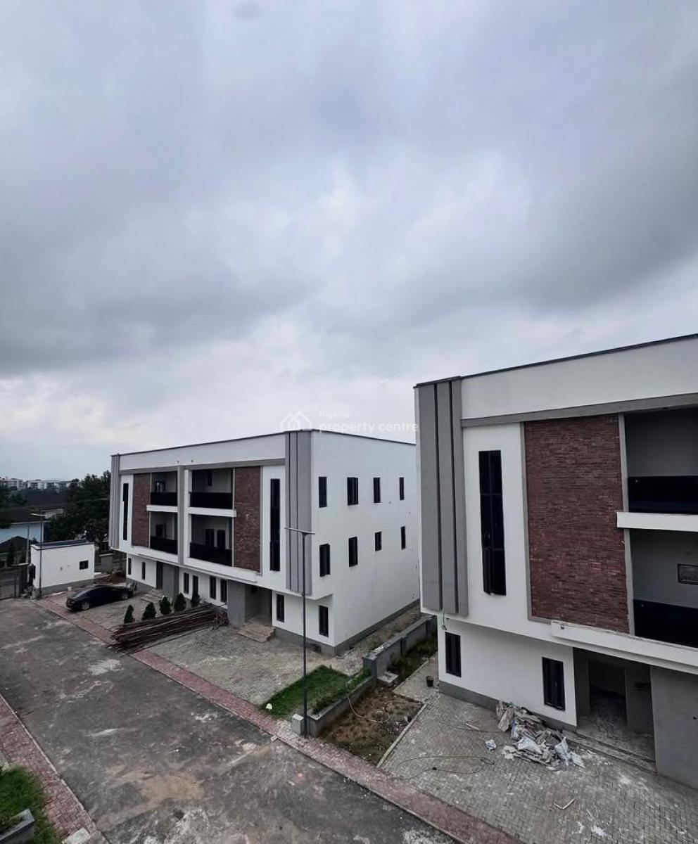 6 Bedroom Semi Detached Duplex with Bq, Durumi, Abuja, Semi-detached Duplex for Sale