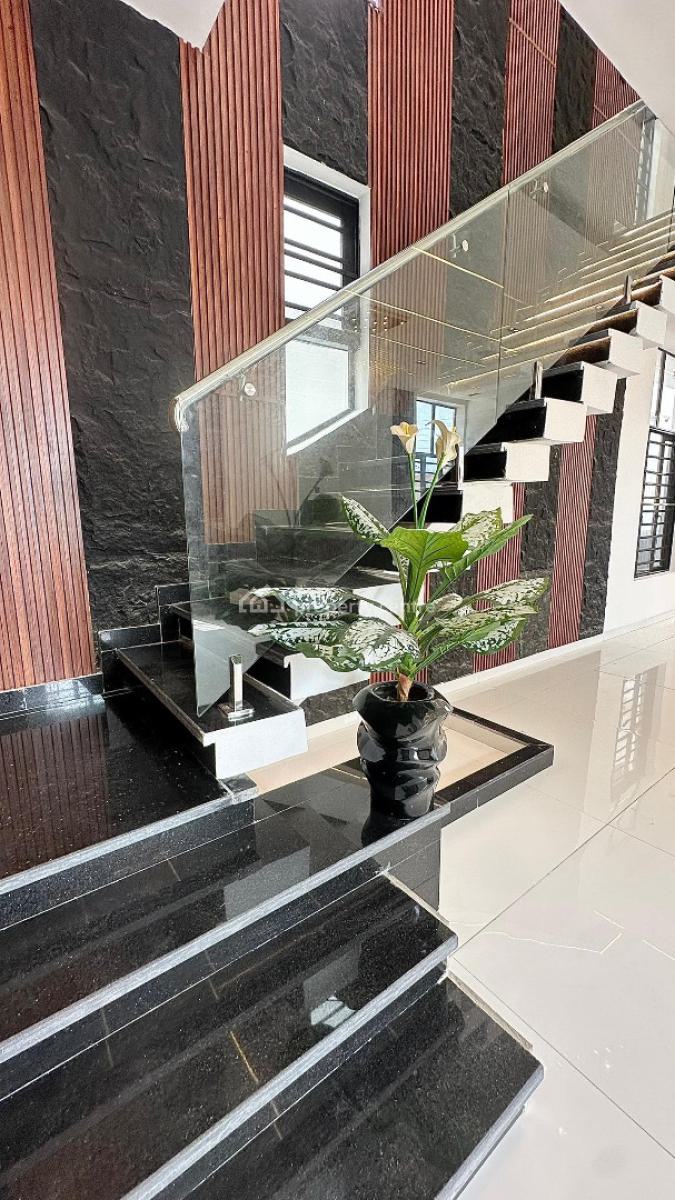 a Splendid and Extreme  Spacious 5 Bedroom Fully Detached  Duplex + Bq, Chevron Toll Gate, Chevron Drive , Chevron, Lekki, Lagos, Detached Duplex for Sale