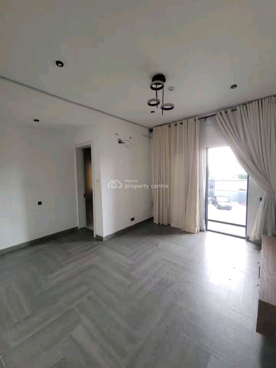 Well Maintained Fully Serviced 4 Bedroom Maisonette with Bq, Lekki Phase 1, Lekki, Lagos, House for Rent