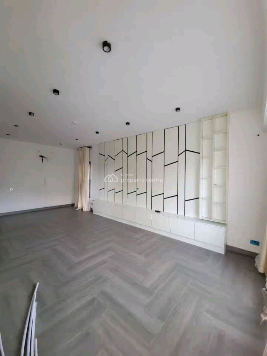 Well Maintained Fully Serviced 4 Bedroom Maisonette with Bq, Lekki Phase 1, Lekki, Lagos, House for Rent