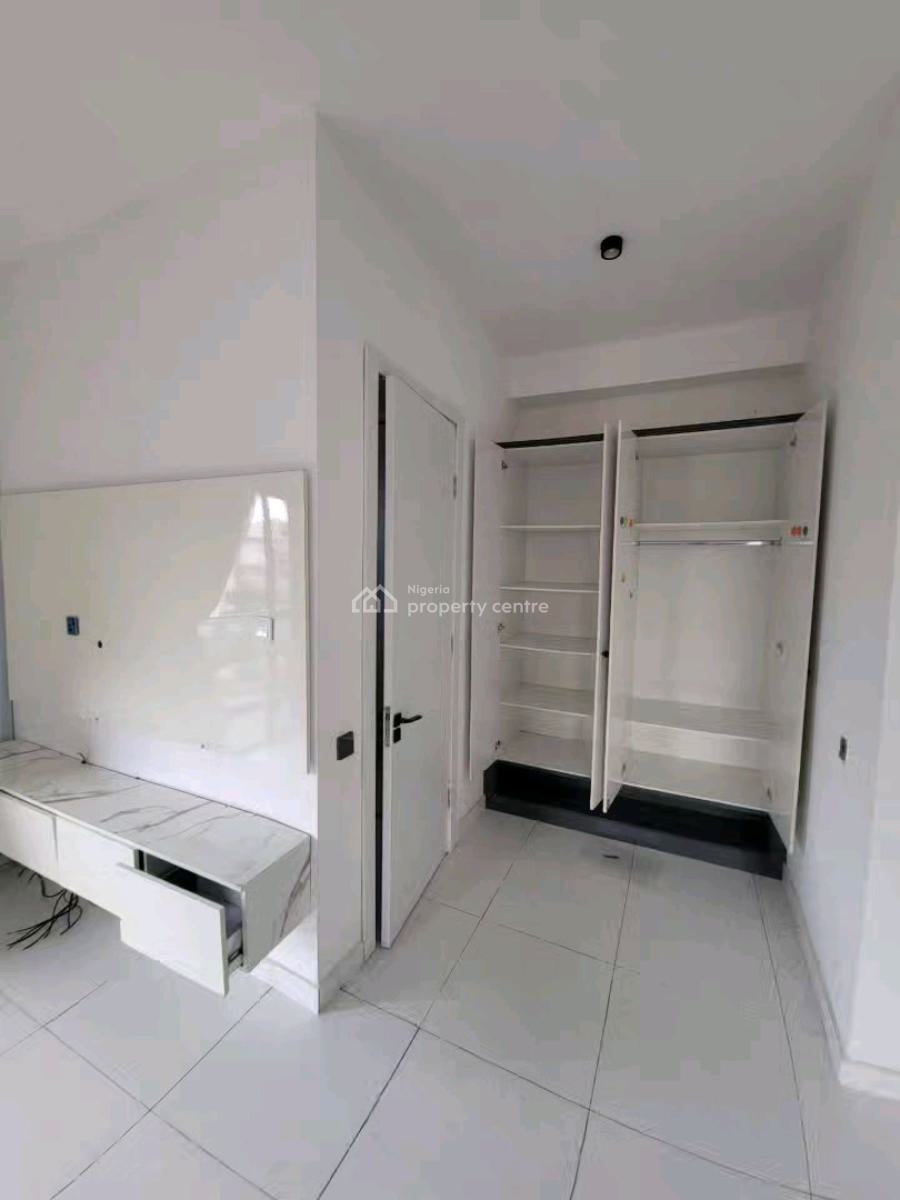 Well Maintained Fully Serviced 4 Bedroom Maisonette with Bq, Lekki Phase 1, Lekki, Lagos, House for Rent