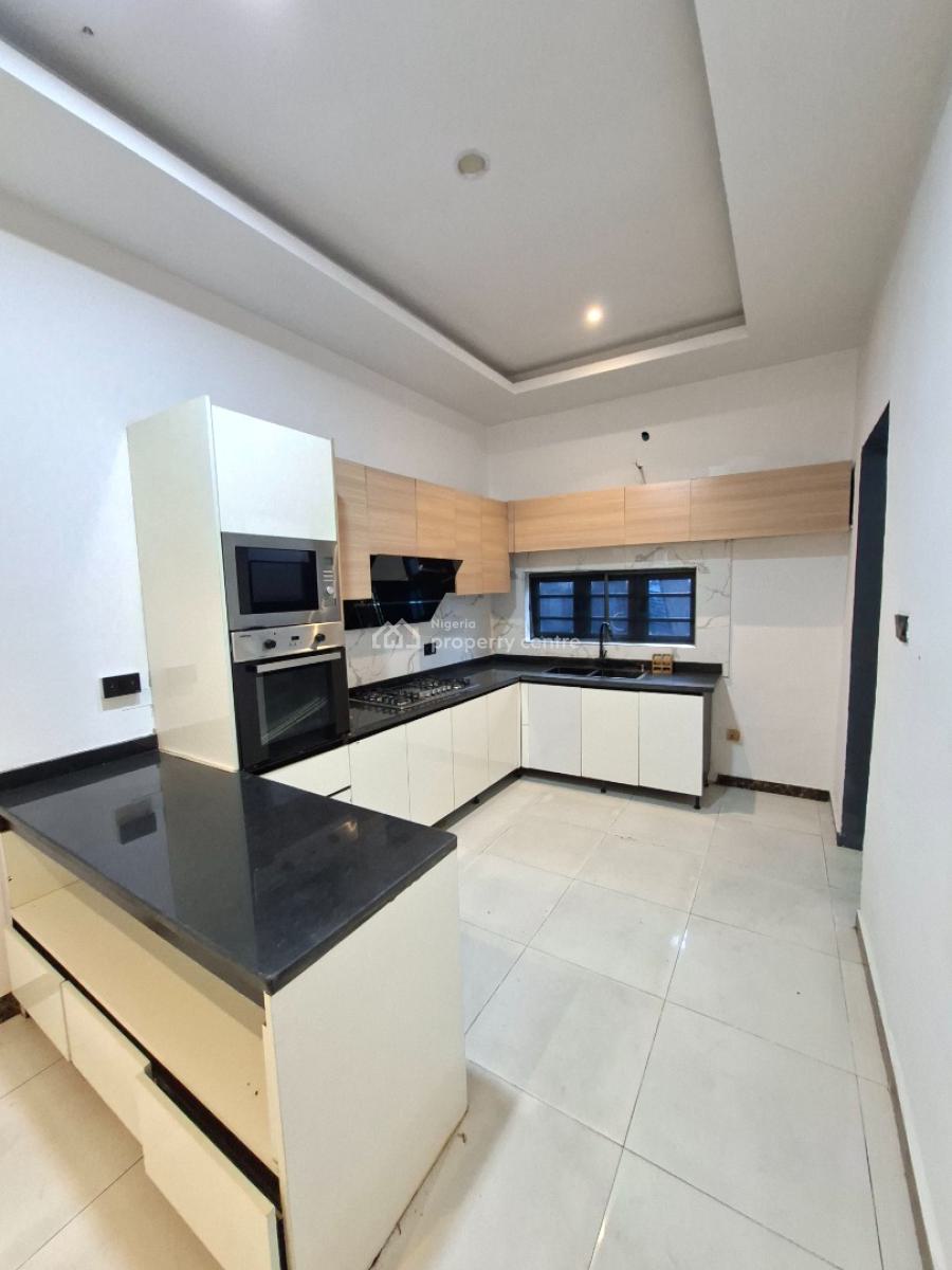 Spacious 4 Bedroom Terrace with 24hours Power, Off Freedom Way, Lekki Phase 1, Lekki, Lagos, Terraced Duplex for Rent