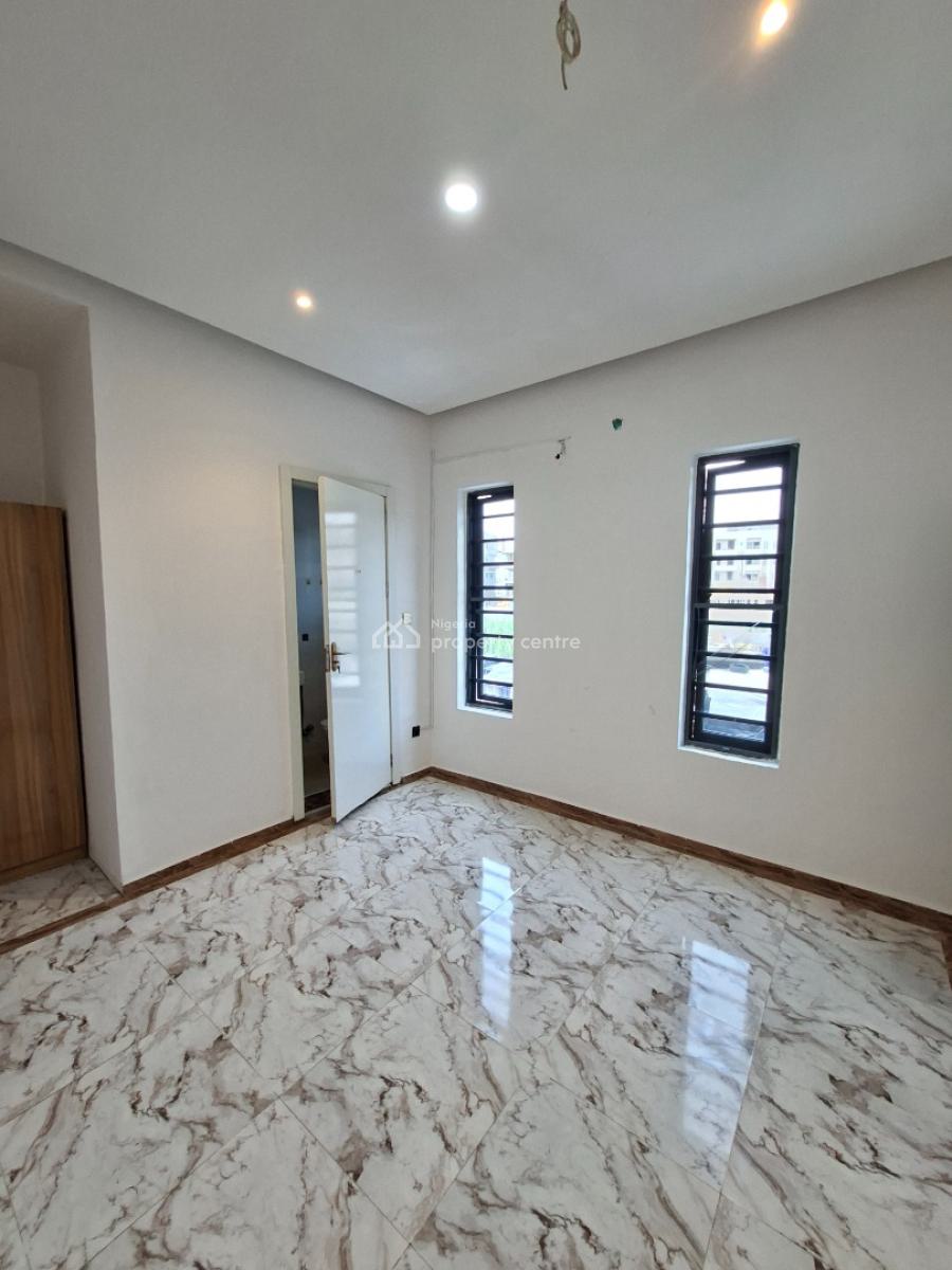 Spacious 4 Bedroom Terrace with 24hours Power, Off Freedom Way, Lekki Phase 1, Lekki, Lagos, Terraced Duplex for Rent