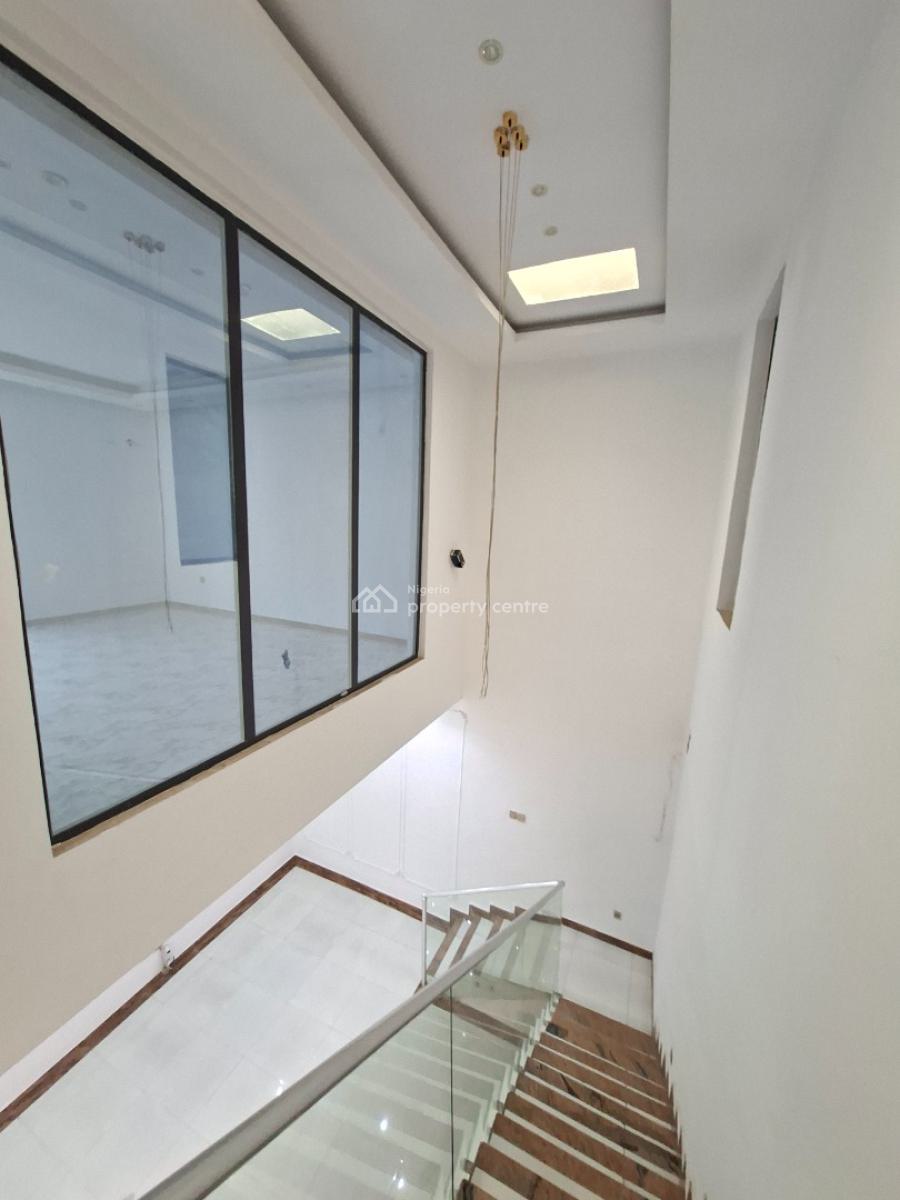 Spacious 4 Bedroom Terrace with 24hours Power, Off Freedom Way, Lekki Phase 1, Lekki, Lagos, Terraced Duplex for Rent